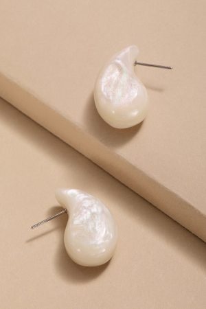Elsie Resin Drop Earrings