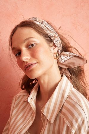 Rita Paisley Print Scarf