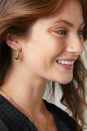 Shae Gold Hoop Earrings