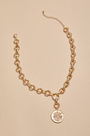 Bettie Twisted Chain Pendant Necklace