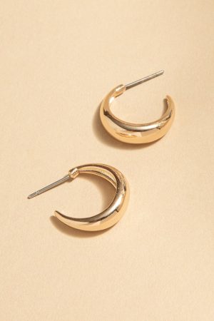 Kelley Thick Cool Huggie Earrings